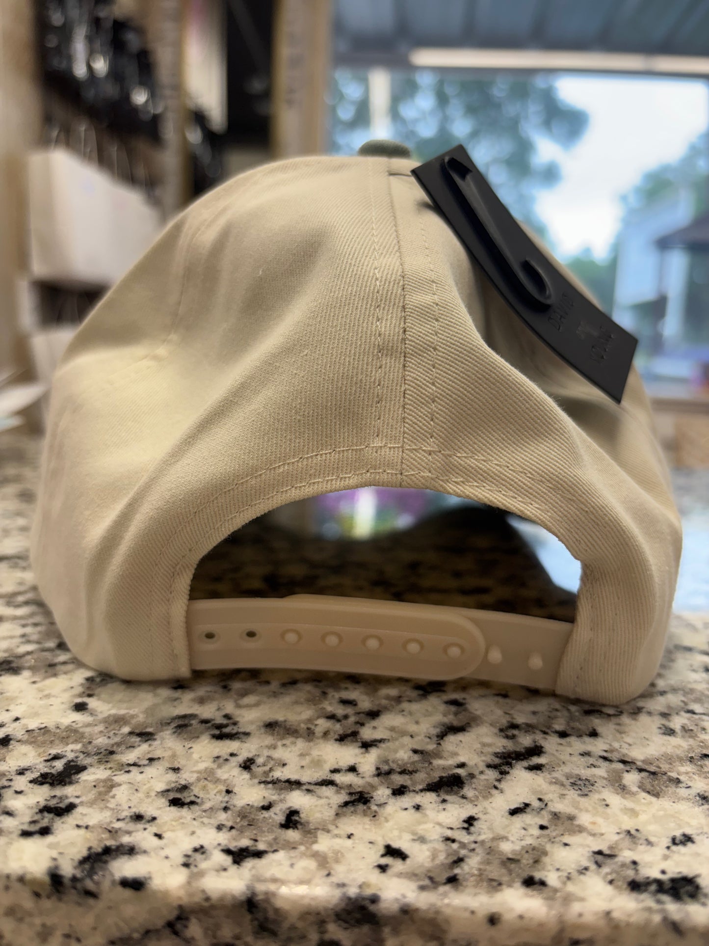 MAMA HAT