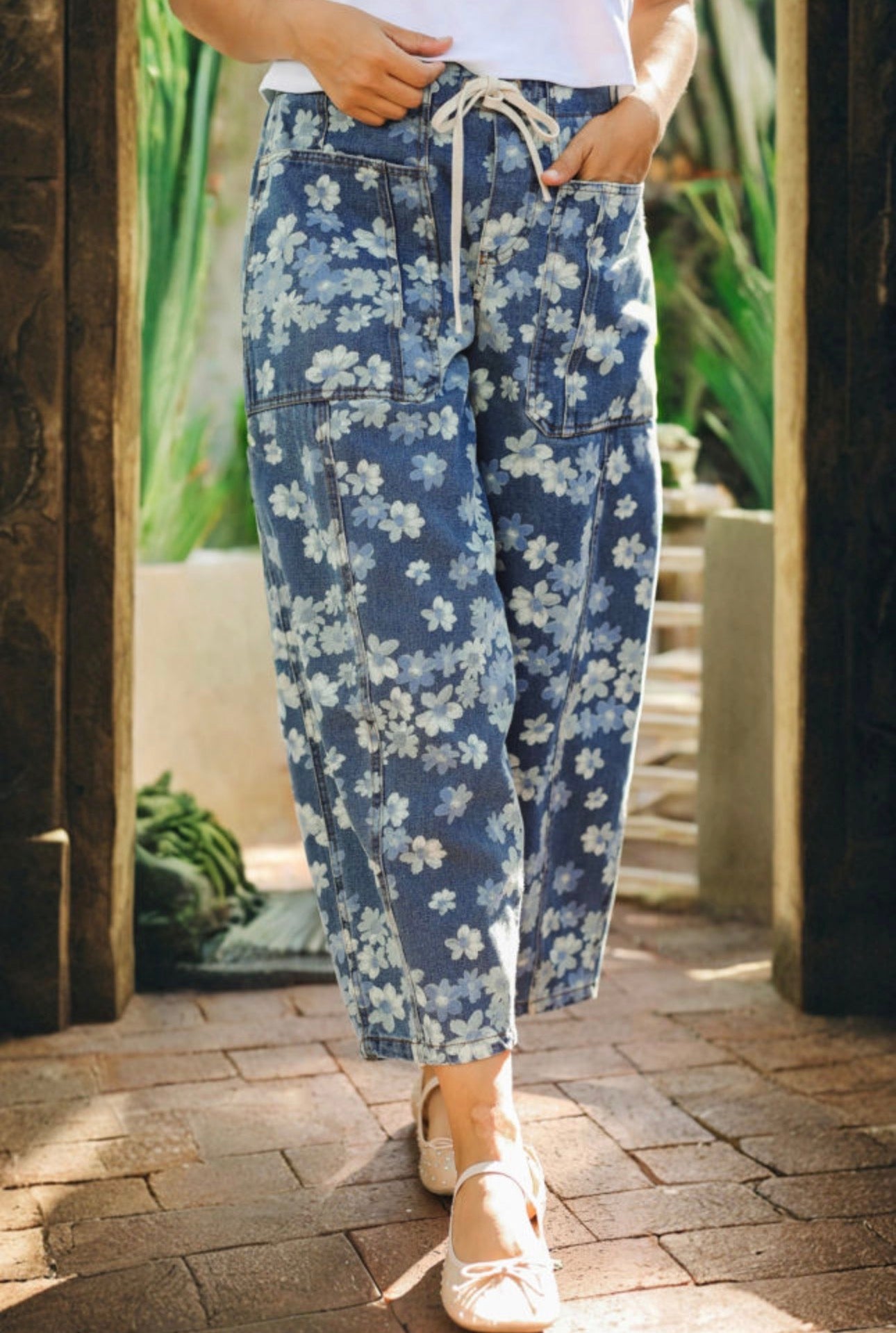 Sweet Blossom Barrel Jeans