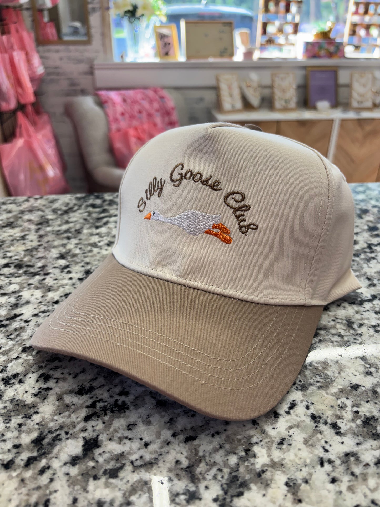 Silly Goose Club - mocha