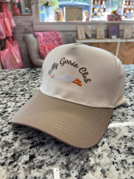 Silly Goose Club - mocha